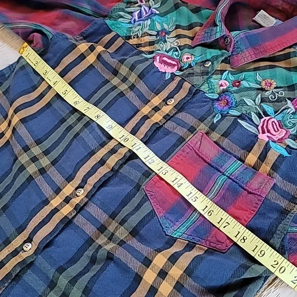 Patchwork plaid floral embroidered vintage 90s shirt size M - Picture 5 of 5